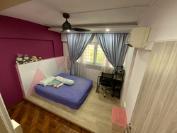 Blk 336 Jurong East Avenue 1 (Jurong East), HDB Executive #589894711